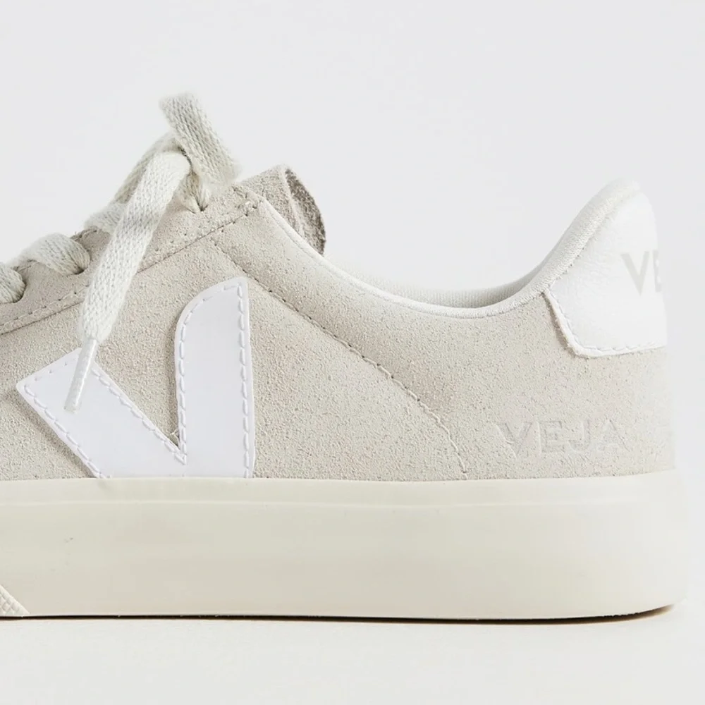 Veja Campo Sneaker Natural White - Women’s - Picture 3 of 13
